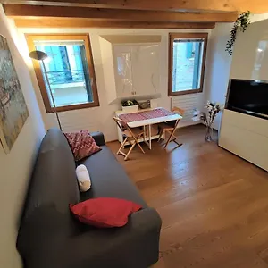 https://pandora-flat-with-altana.hotelslidodijesolo.com