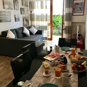 Riki's In Malcesine